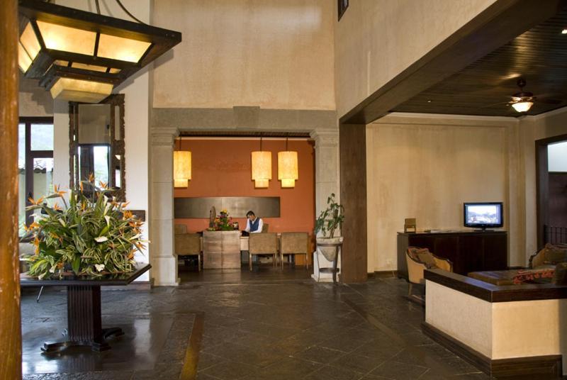 Hotel La Reunion Golf Resort And Residences Antigua Eksteriør bilde